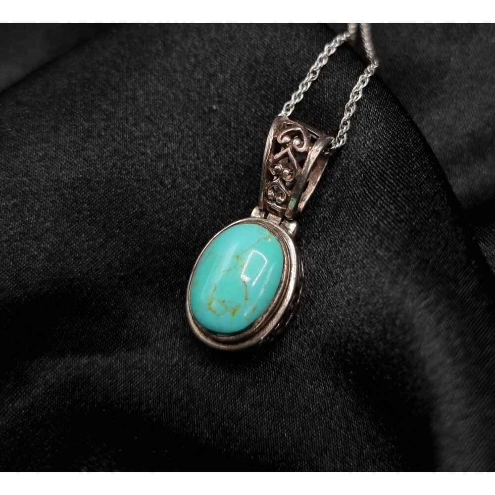 Vintage 1990s Genuine Turquoise 925 Sterling Silver Pendant Necklace